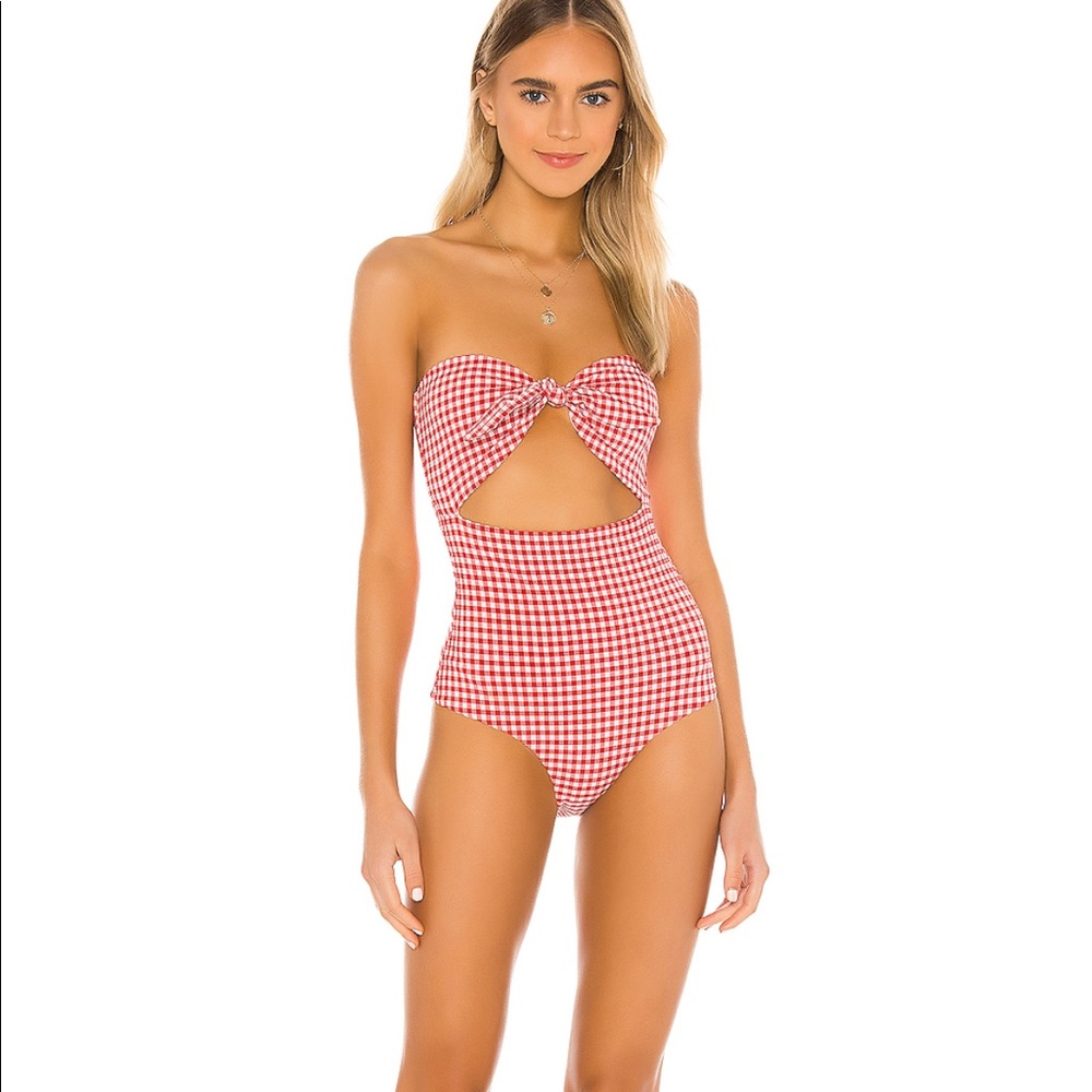 Onia one piece Marie